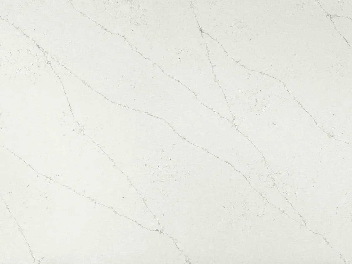 Çimstone Tiber 591 kuvars tezgah, yüzey ve desenin yakın çekimi (üretici görseli)