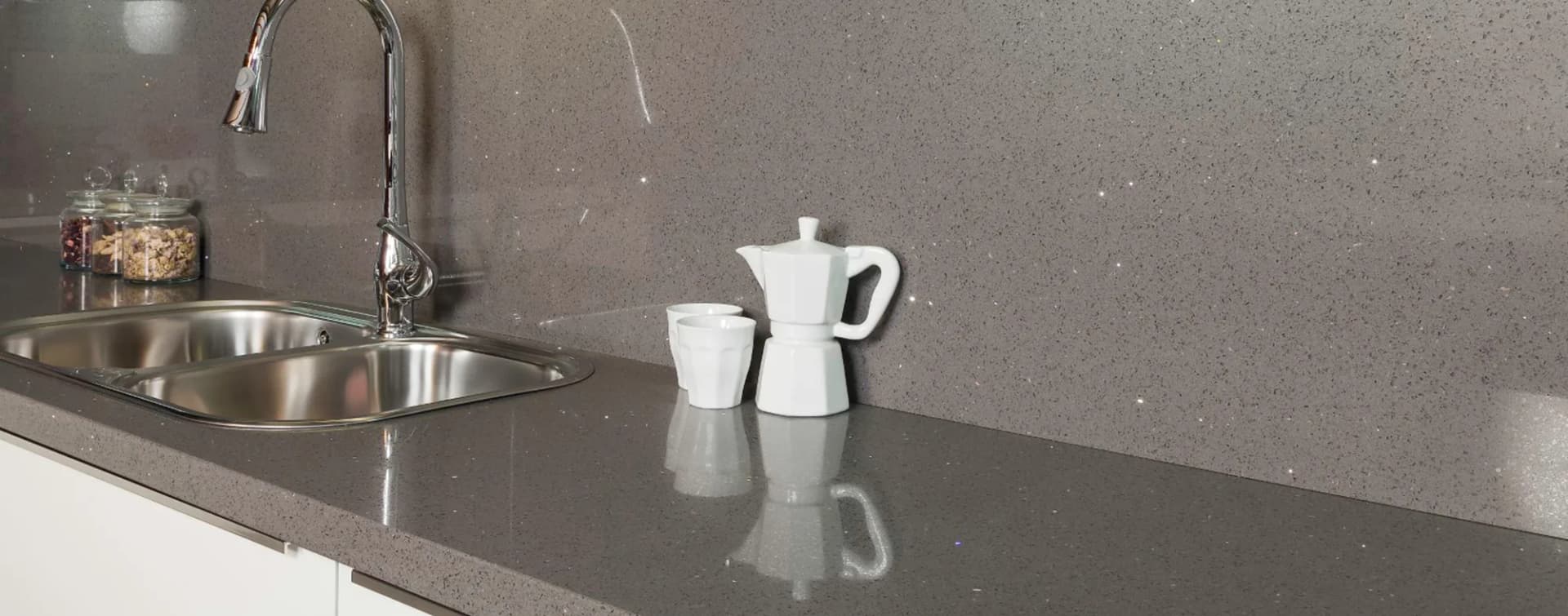 Çimstone Elvas 811 kuvars tezgah uygulama örneği 2 (üretici görseli)