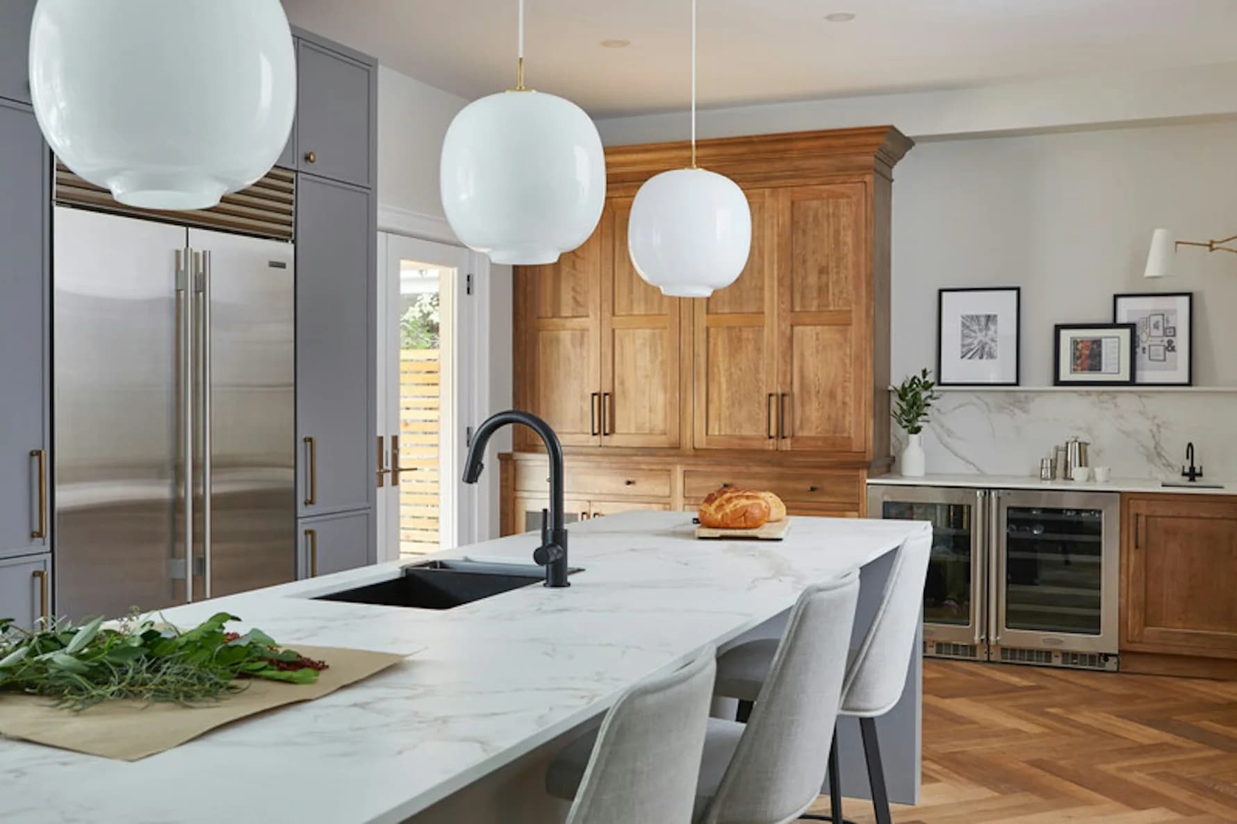 Dekton Entzo ultra kompakt tezgah uygulama örneği 1 (üretici görseli)