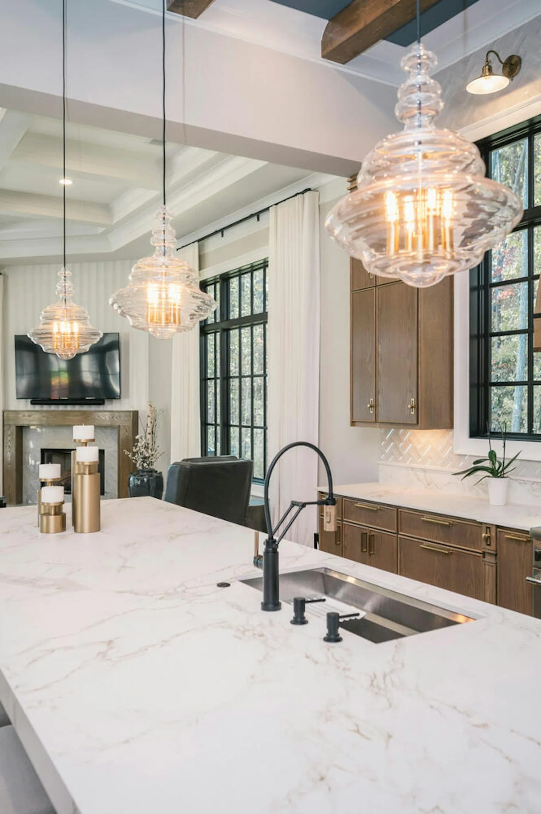Dekton Entzo ultra kompakt tezgah uygulama örneği 2 (üretici görseli)