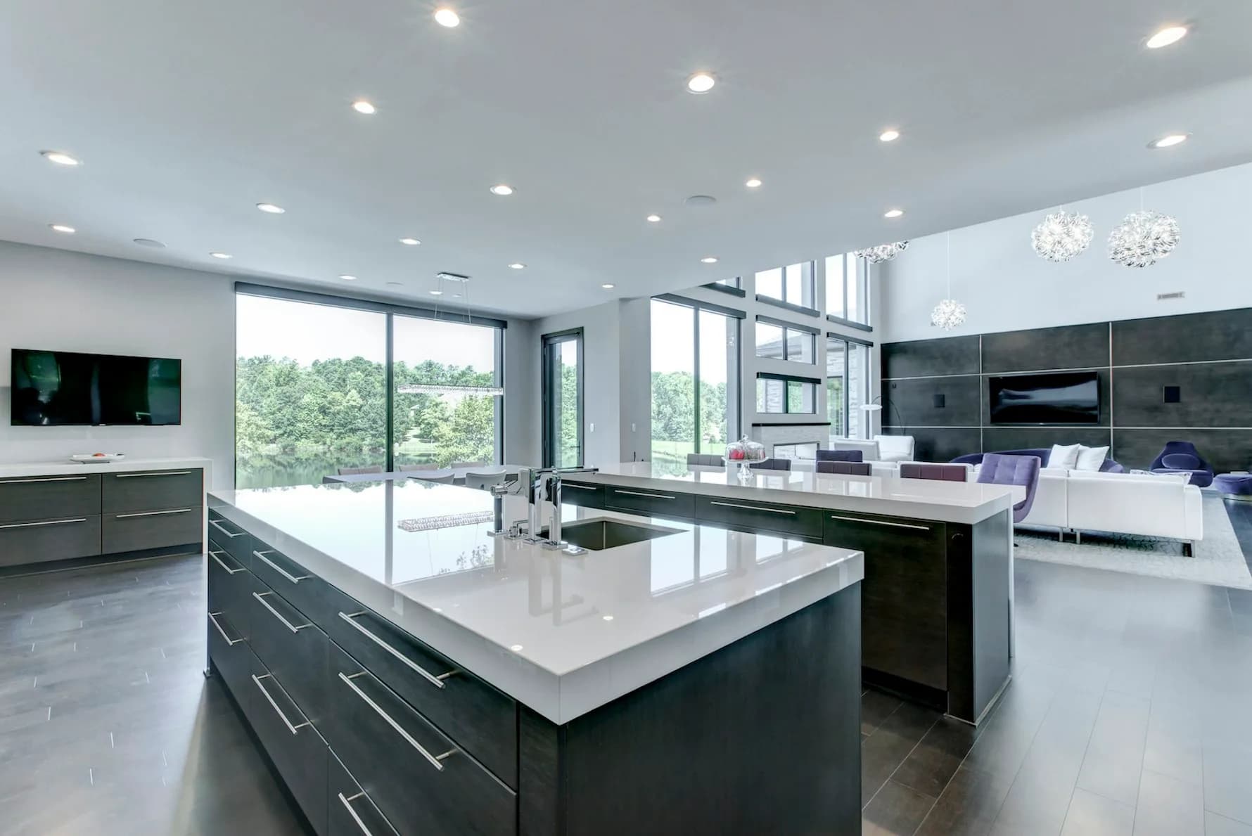 Dekton Halo ultra kompakt tezgah uygulama örneği 2 (üretici görseli)