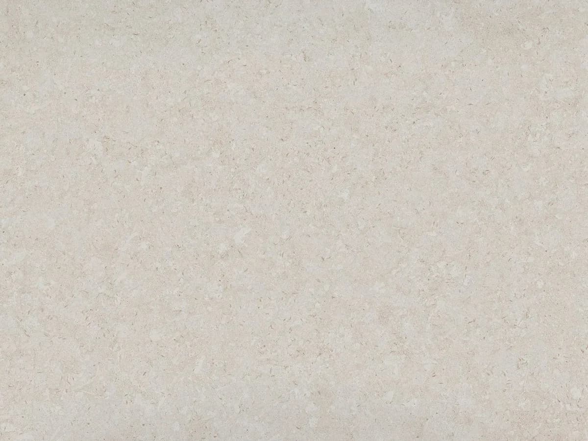 Dekton Nebbia ultra kompakt tezgah, yüzey ve desenin yakın çekimi (üretici görseli)