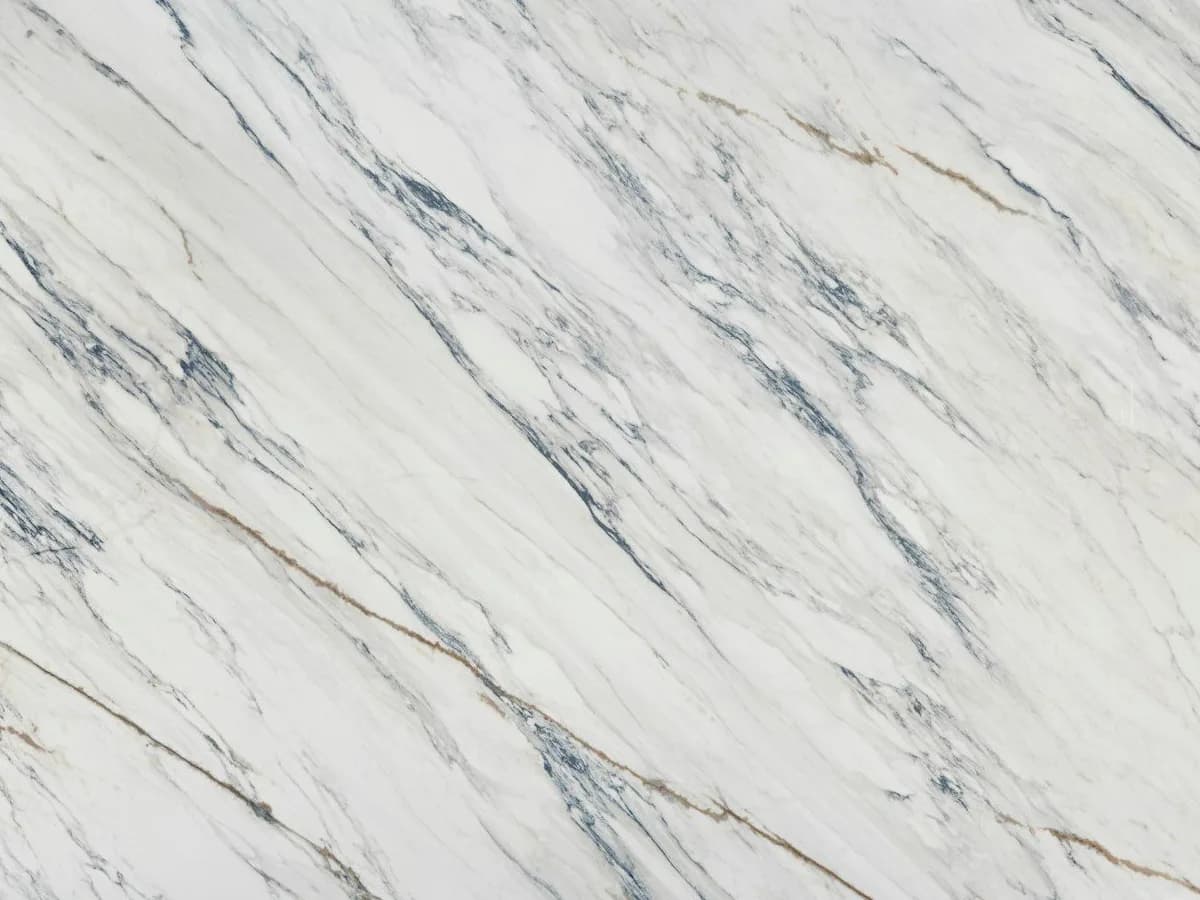 Dekton Trance ultra kompakt tezgah, yüzey ve desenin yakın çekimi (üretici görseli)